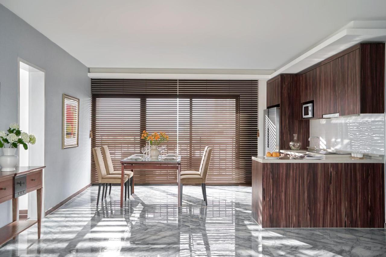 Oakwood Hotel & Apartments Saigon Ho Chi Minh City Exterior photo