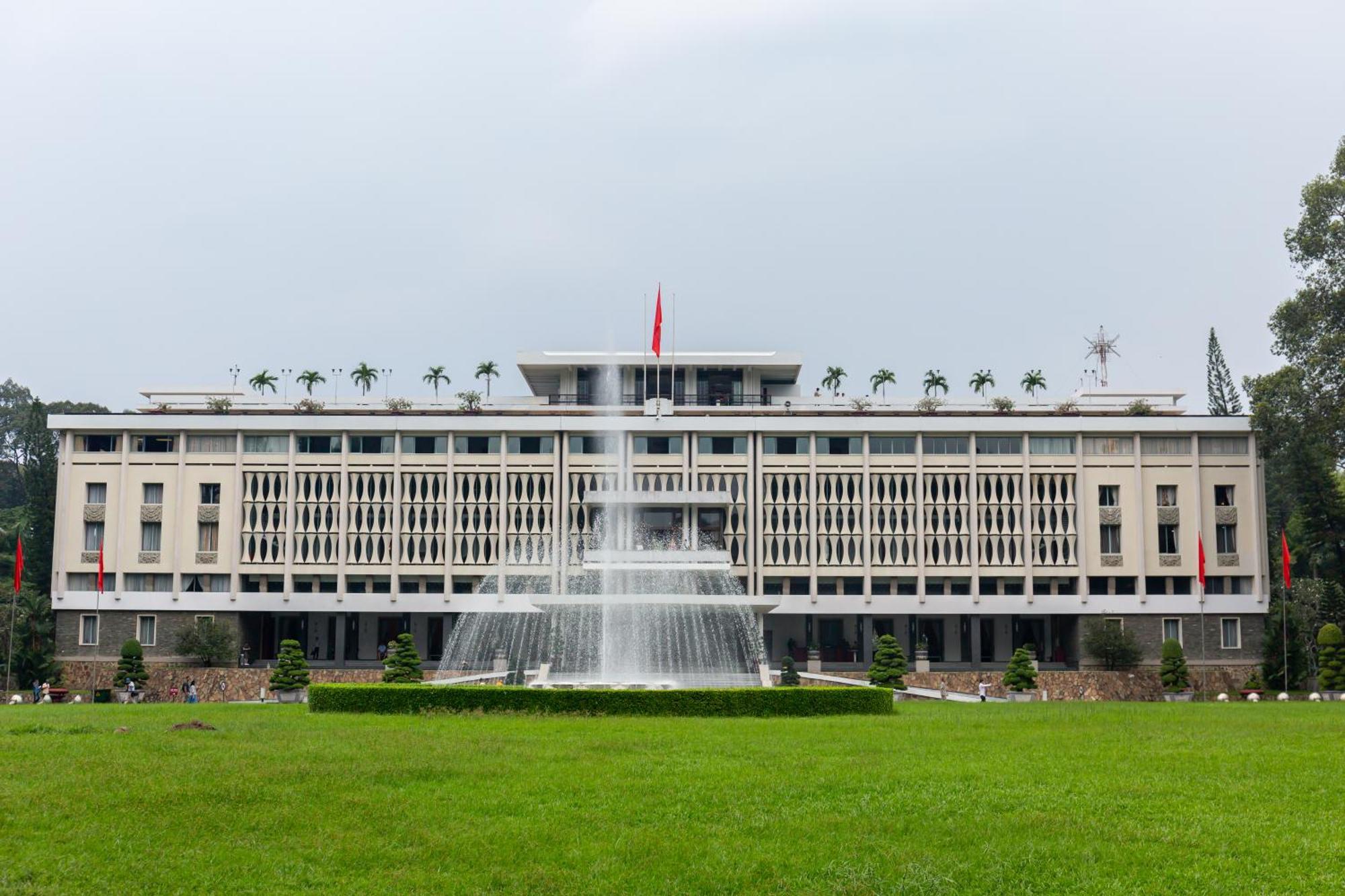 Oakwood Hotel & Apartments Saigon Ho Chi Minh City Exterior photo