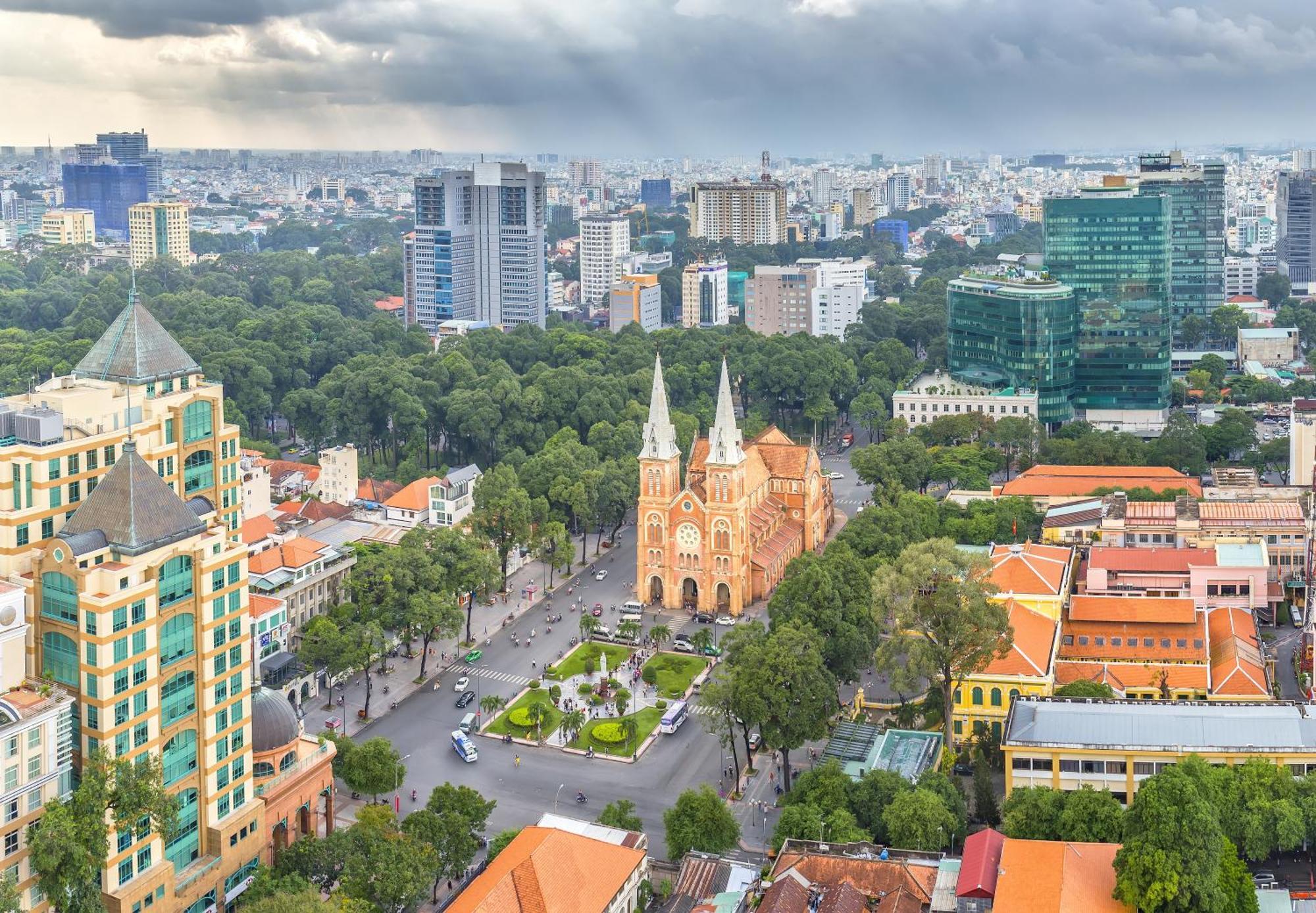 Oakwood Hotel & Apartments Saigon Ho Chi Minh City Exterior photo